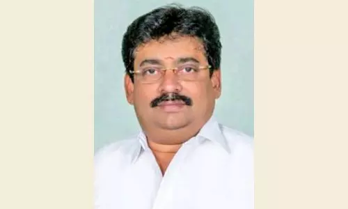 முத்துகிருஷ்ணபேரியில்  வியாபாரிகள் சங்க முப்பெரும் விழா - நாளை நடைபெறுகிறது