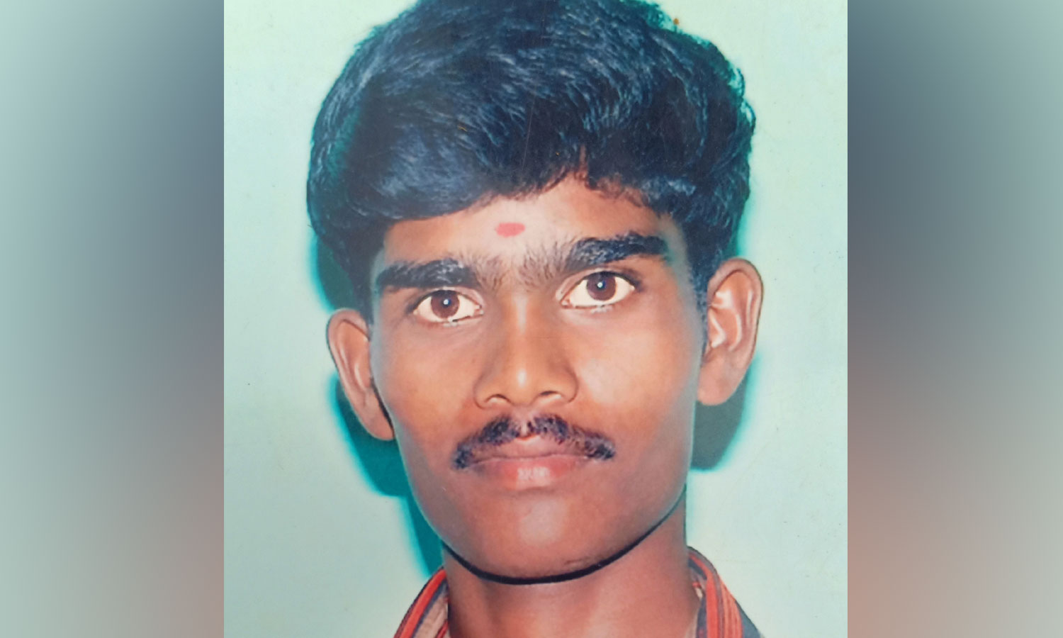 வத்தலக்குண்டுவில் கட்டிட தொழிலாளி குத்திக்கொலை