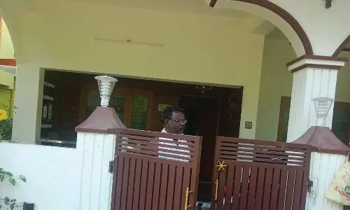 வெள்ளிச்சந்தை அருகே அரசு பள்ளி தலைமை ஆசிரியர் வீட்டில் 35 பவுன் நகைகள்-பணம் கொள்ளை