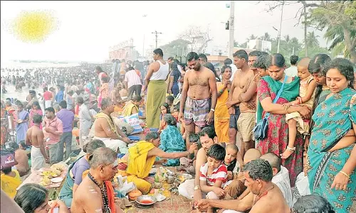 மகாளய தர்ப்பண வழிபாடு செய்வது எப்படி