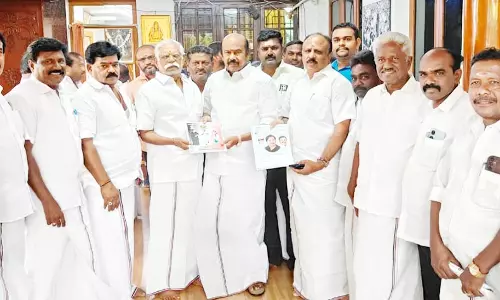 அ.தி.மு.க. நிர்வாகிகள் பூத் கமிட்டி கூட்டம்