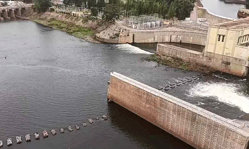 பவானிசாகர் அணையில் இருந்து காலிங்கராயன் பாசனத்திற்கு நீர் திறப்பு குறைப்பு