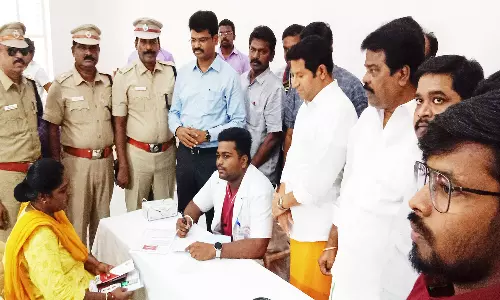 சிரிப்புதான் சிறந்த மருந்து