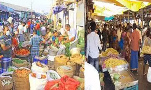மகாளய அமாவாசை  உழவர் சந்தைகள், காய்கறி, பூ மார்க்கெட்டுகளில் மக்கள் குவிந்தனர்