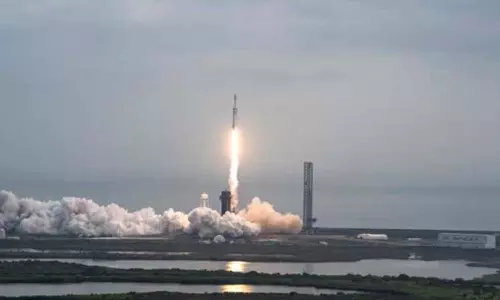 சைக் சிறுகோளை ஆய்வு செய்ய விண்கலன் அனுப்பிய நாசா