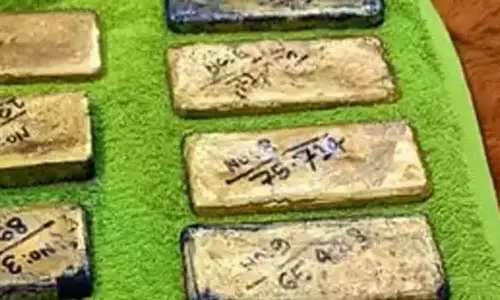 உத்தரபிரதேசத்தில் 13 கிலோ கடத்தல் தங்கம் பறிமுதல்: 2 பேர் கைது