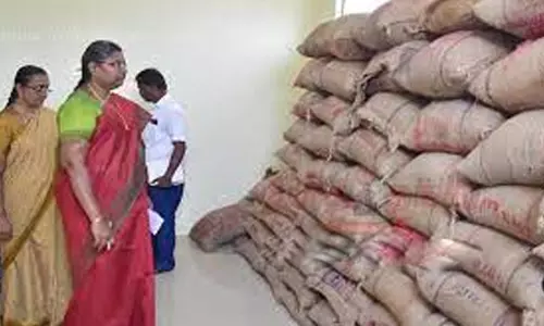 நாமக்கல் மாவட்டத்தில் ரேசன் கடைகளில் கலெக்டர் உமா ஆய்வு