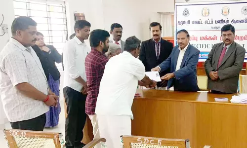 சிறப்பு மக்கள் நீதிமன்றம் மூலம் 798 வழக்குகளுக்கு தீர்வு