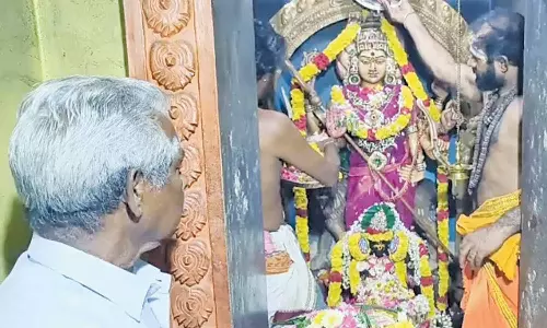 தேவதுர்க்கை அம்மன் கோவிலில் நவராத்திரி விழா தொடக்கம்