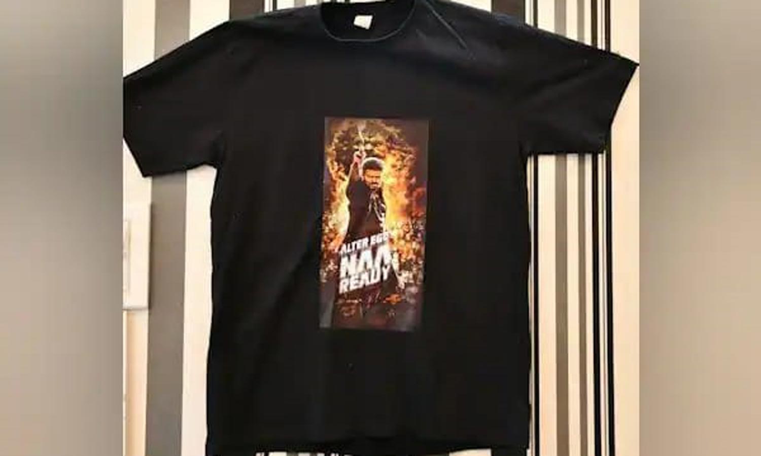 திருப்பூரில் சூடுபிடிக்கும் டீ-சர்ட்டுகள் விற்பனை