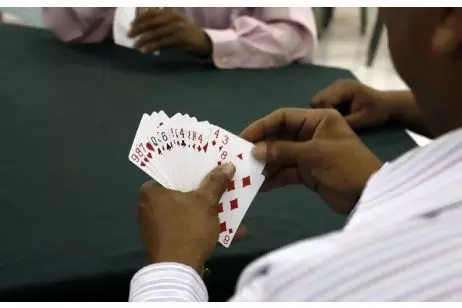 சூதாட்டத்தில் ஈடுபட்ட 7 பேர் கைது சூதாட்டத்தில் ஈடுபட்ட 7 பேர் கைது