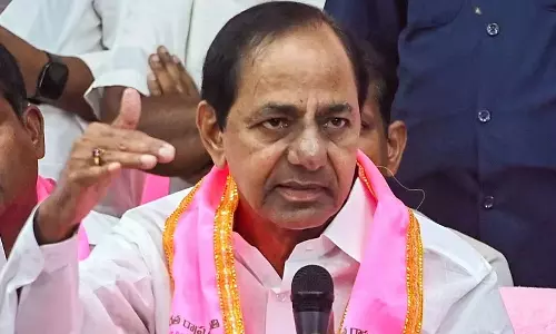 ரூ.400-க்கு கியாஸ் சிலிண்டர் வழங்கப்படும்: தெலுங்கானா முதல் மந்திரி சந்திரசேகர ராவ் வாக்குறுதி