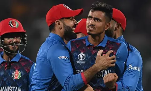 ஆட்டநாயகன் விருதை ஆப்கன் மக்களுக்கு சமர்பித்த முஜீப் ரகுமான்