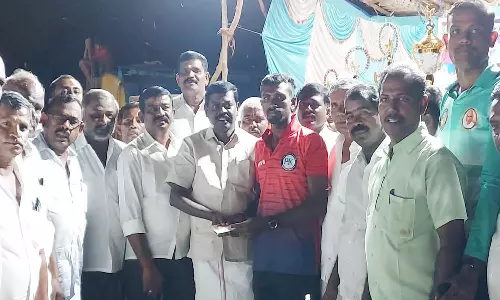 கடையம் அருகே வடமலைப்பட்டியில் கபடி போட்டி - முன்னாள் மாவட்ட தி.மு.க. செயலாளர் சிவபத்மநாதன் தொடங்கி வைத்தார்