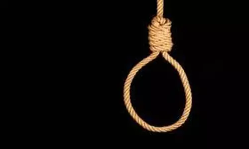 தூக்குப்போட்டு விவசாயி தற்கொலை