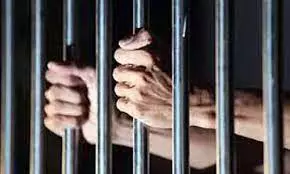 அரசு பஸ் டிரைவரை தாக்கிய வாலிபர் சிறையில் அடைப்பு அரசு பஸ் டிரைவரை தாக்கிய வாலிபர் சிறையில் அடைப்பு