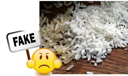 ரேஷன் அரிசியில் பிளாஸ்டிக் அரிசி கலப்படம்- பொதுமக்கள்  புகார்