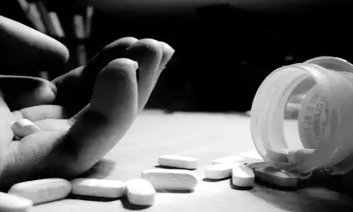 ஆலங்காயம் அருகே இளம்பெண் தற்கொலை