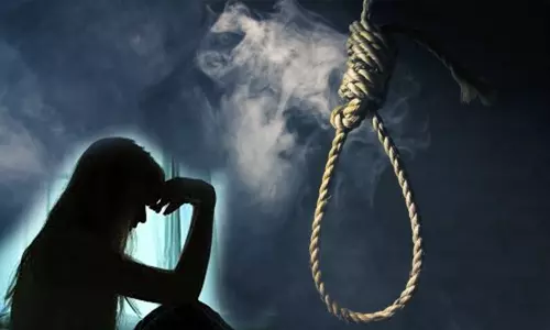 2 குழந்தைகளின் தாய் தற்கொலை