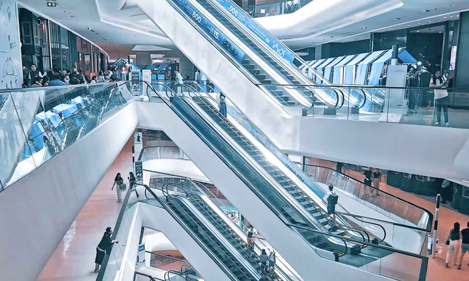 எஸ்கலேட்டருக்கு தடை விதித்த நகரம்