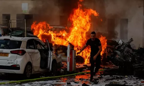 காசா மருத்துவமனை மீது நடத்திய தாக்குதலில் 500 பேர் பலி