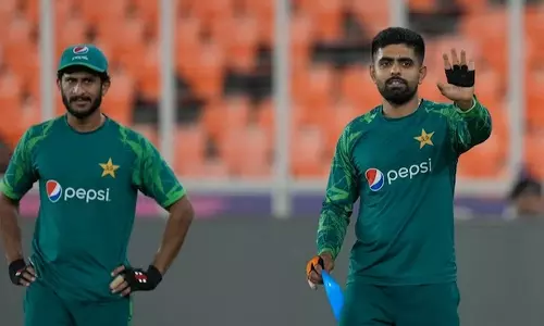 உலகக் கோப்பை தொடர்: பாகிஸ்தான் அணியில் வைரஸ் காய்ச்சல் பரவல்