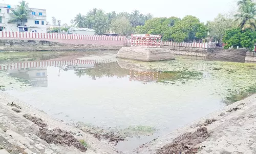 ராமர் தீர்த்த குளத்தை தூர் வரவேண்டும்