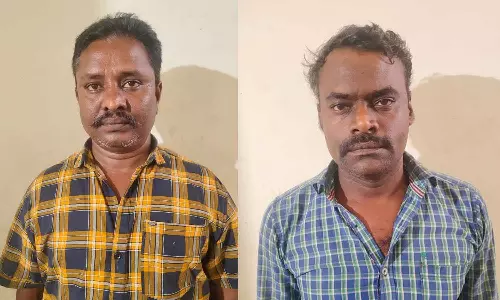 திருப்பூரில் போலீஸ் போல் நடித்து  பெண்களிடம் நகை, பணம் பறித்தவர்கள் சிறையில் அடைப்பு