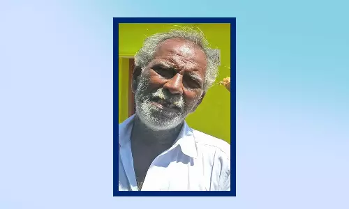 கடையநல்லூர் அருகே மீன் லாரி மோதி தேங்காய் வியாபாரி பலி