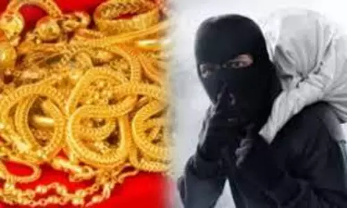 தனியாக இருக்கும் மூதாட்டிகளை குறி வைக்கும் கொள்ளை கும்பல் :  பொதுமக்கள் அச்சம்