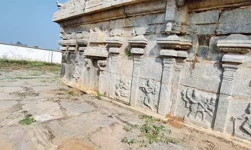 கும்ளாபுரத்தில் உள்ள லட்சுமி நரசிம்மர் கோவில் 600 ஆண்டுகள் பழமை வாய்ந்தது ஆய்வில் கண்டுபிடிப்பு