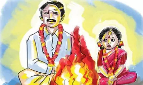 காங்கயத்தில் குழந்தை திருமணம் ஒழிப்பது குறித்த விழிப்புணா்வு நிகழ்ச்சி