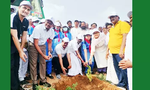 வைகை ஆற்றை தூய்மைப்படுத்தும் பணி