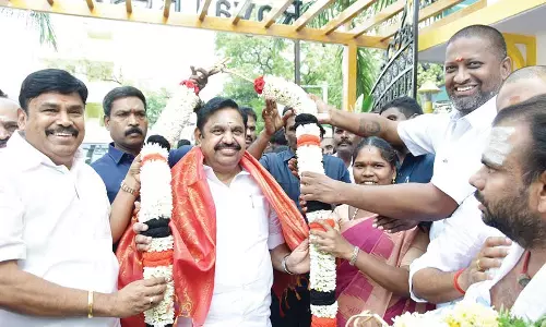 தமிழக மக்களுக்கு நன்மை கிடைக்க அ.தி.மு.க.விற்கு வாக்களியுங்கள் - சங்கரன்கோவில் பொதுக்கூட்டத்தில் எடப்பாடி பழனிசாமி வேண்டுகோள்