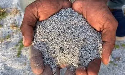 பொன்னமராவதியில் இருந்து கலசத்தில் மண் அனுப்பப்பட்டது