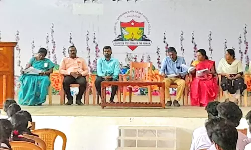 நெல்லை தட்சண மாற நாடார் சங்க கல்லூரியில்  சாலை பாதுகாப்பு விழிப்புணர்வு நிகழ்ச்சி