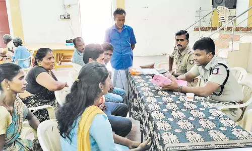 திருப்பனந்தாளில் புகார்கள் மீதான சிறப்பு முகாம்