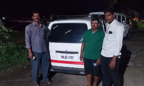 ரேஷன் அரிசி கடத்தியவர் சிறையில் அடைப்பு