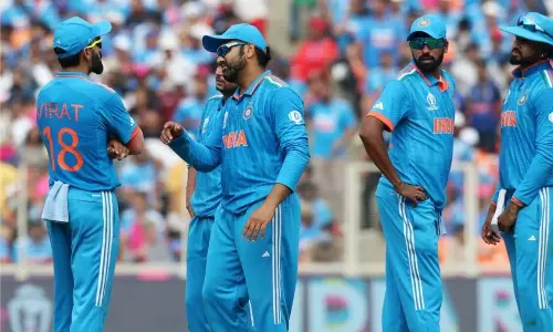 புள்ளிகள் பட்டியலில் இந்தியா- நியூசிலாந்து இடையே கடும்போட்டி