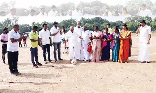 தஞ்சையில், விளையாட்டு போட்டிகள் தொடக்கம்