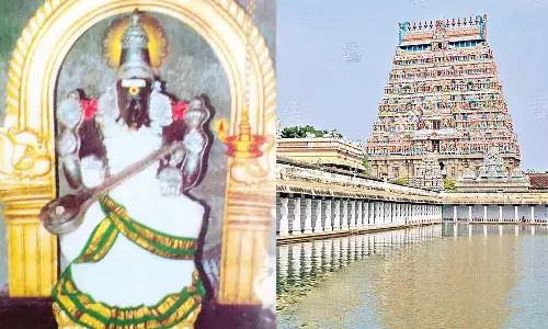 கல்விக்கு அதிபதியான சரஸ்வதி