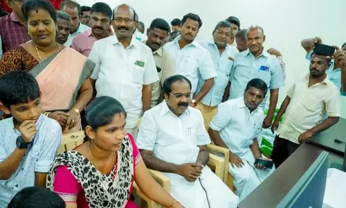 சட்டமன்ற உறுப்பினர் அலுவலகத்தில் இ சேவை மையம்