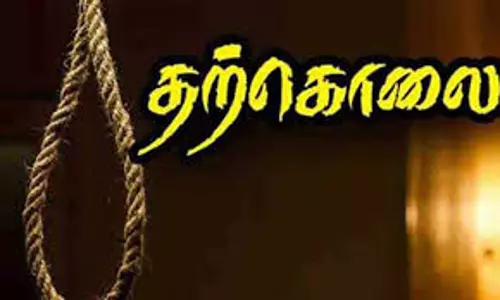 மரத்தில் தூக்கு போட்டு வாலிபர் தற்கொலை