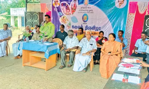 மதுக்கூர் அரசு பெண்கள் பள்ளியில் கலை திருவிழா