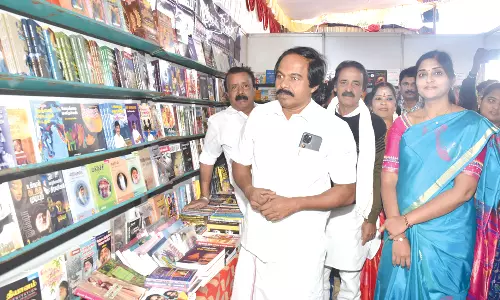 ஊட்டியில் புத்தக திருவிழா தொடங்கியது