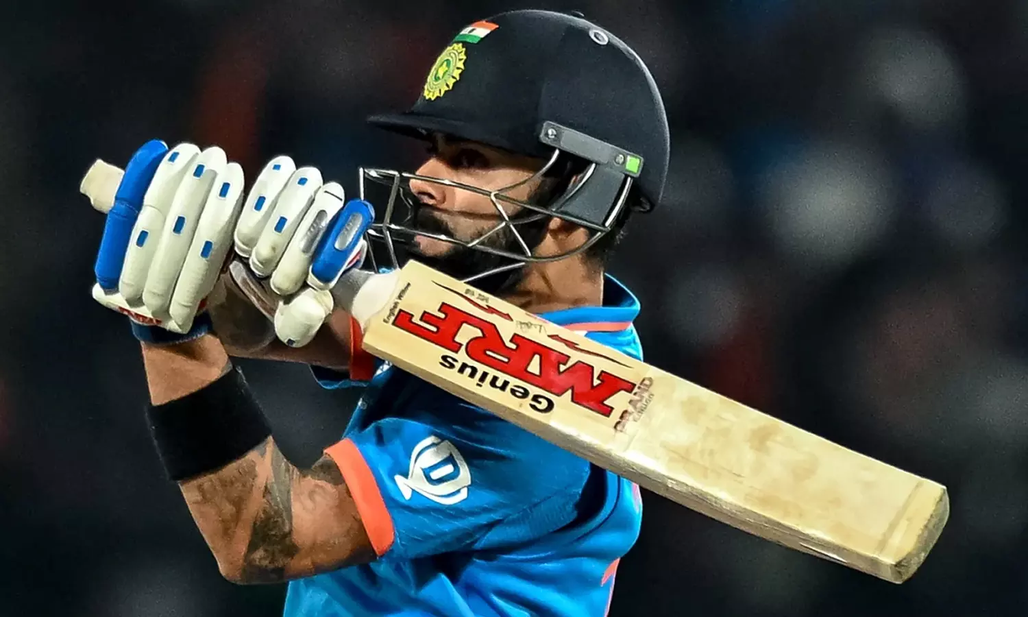 சதத்தை தவறவிட்ட கோலி- ஒரு வழியாக நியூசிலாந்தை வீழ்த்தியது இந்தியா சதத்தை தவறவிட்ட கோலி- ஒரு வழியாக நியூசிலாந்தை வீழ்த்தியது இந்தியா