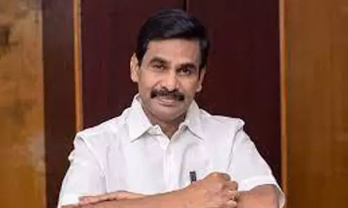 வாசிப்போர் மன்ற மாணவர்களை சந்தித்து இறையன்பு பாராட்டினார்