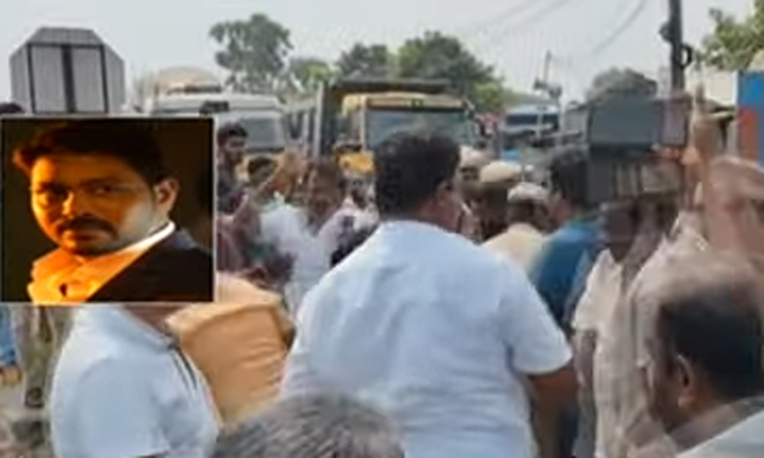 அதிமுக கவுன்சிலர் கொலை வழக்கு: இருவர் கைது- ரகசிய இடத்தில் விசாரணை