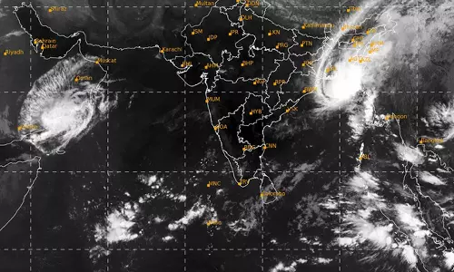 ஹாமூன் புயல் அதி தீவிரமாக மாறியது: வங்கதேசத்தில் நாளை கரையைக் கடக்கும்