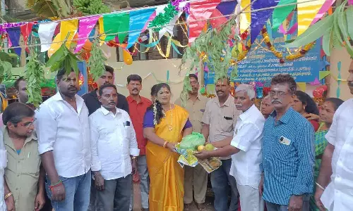 ஆட்டோ டிரைவர்களுக்கு சீருடை, நலத்திட்ட உதவிகள்